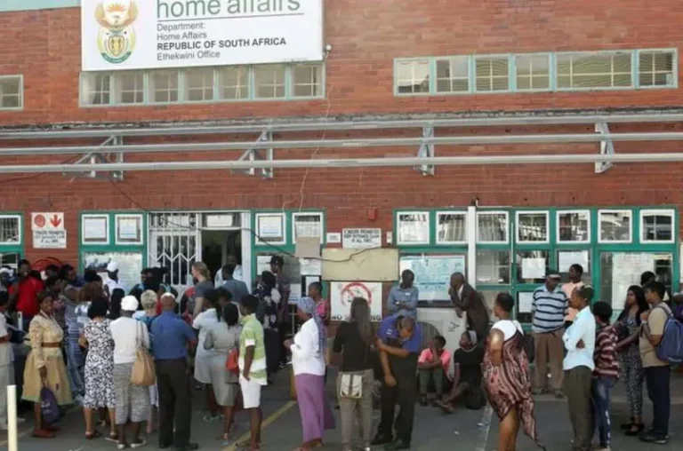 Permanent Residency Applications open after 22 months – but expect delays